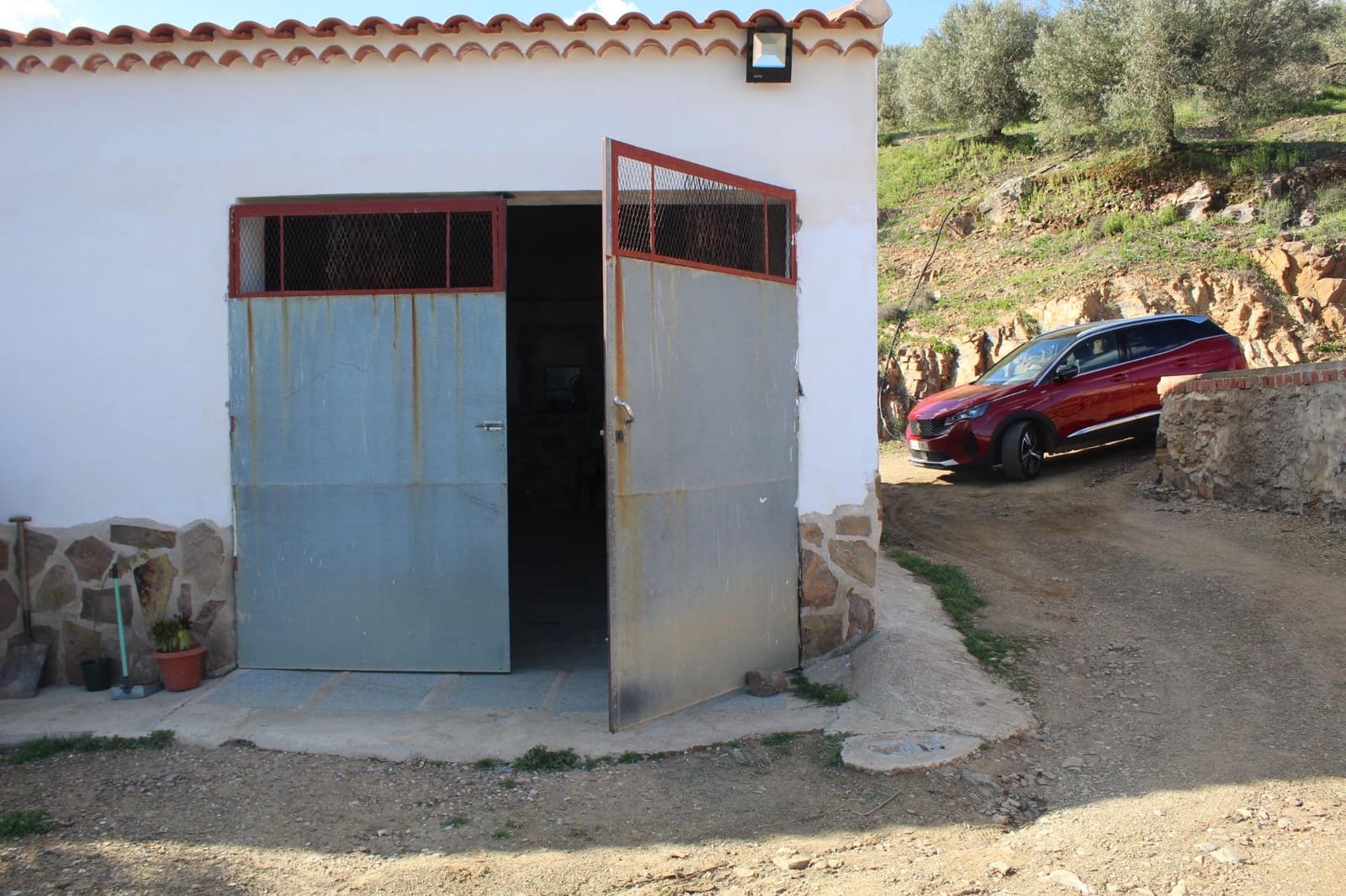 5 soveværelse Finca/Landehus til salg i Pozoblanco med swimmingpool garage - € 160.000 (Ref: 9359965)