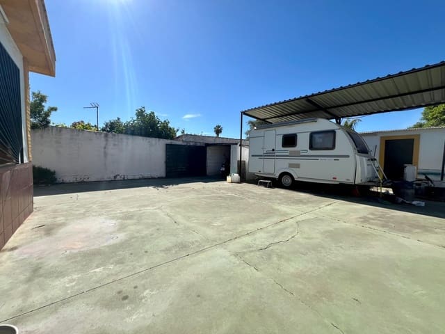 3 soveværelse Villa til salg i Córdoba by med swimmingpool garage - € 165.000 (Ref: 9359968)