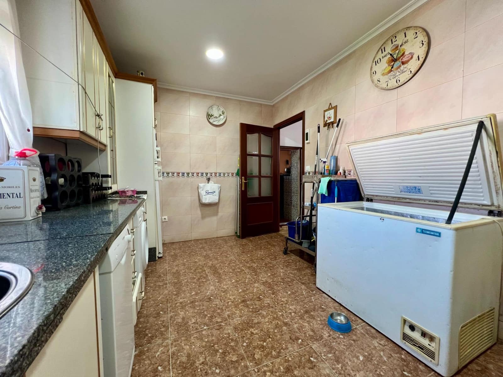 3 soveværelse Villa til salg i Cordoba by med swimmingpool garage - € 165.000 (Ref: 9359968)