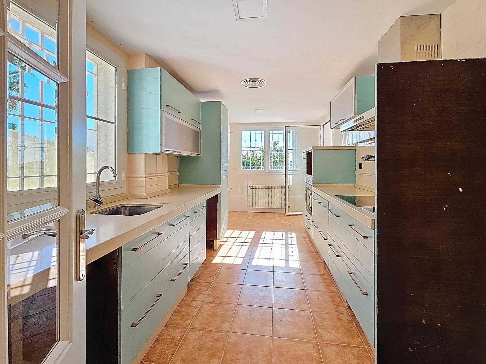 4 Zimmer Villa zu verkaufen in Cordoba Stadt mit Pool - 440.000 € (Ref: 9359969)