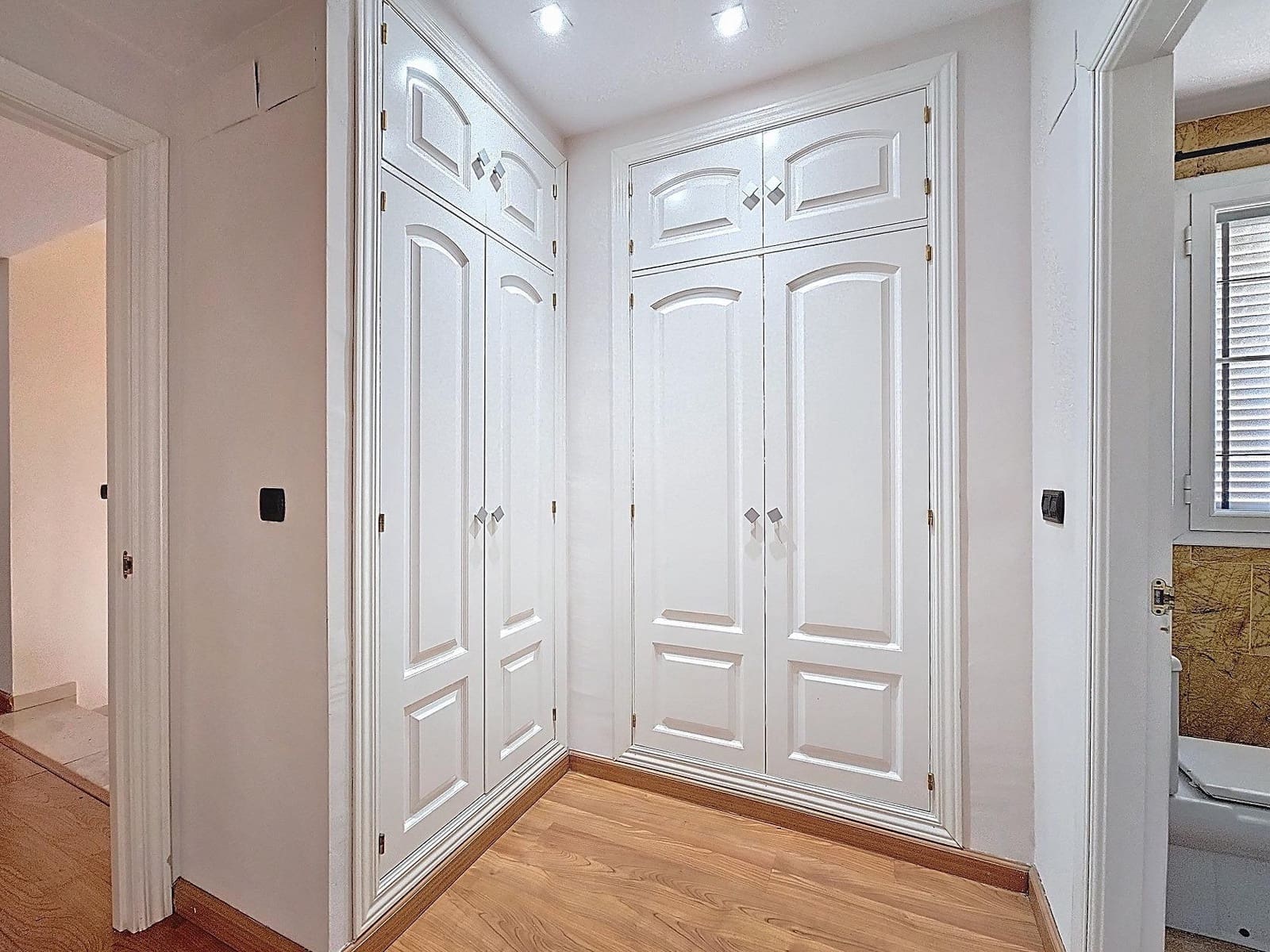 4 Zimmer Villa zu verkaufen in Cordoba Stadt mit Pool - 440.000 € (Ref: 9359969)