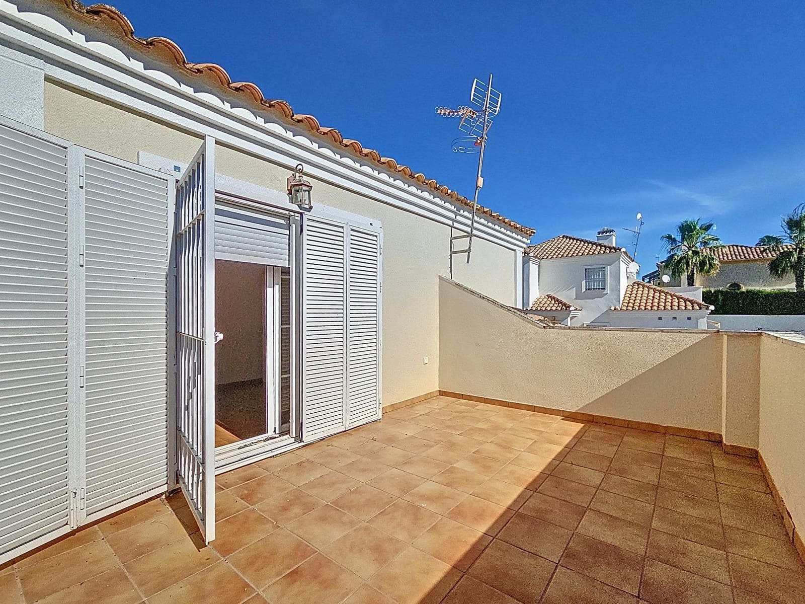 4 Zimmer Villa zu verkaufen in Cordoba Stadt mit Pool - 440.000 € (Ref: 9359969)