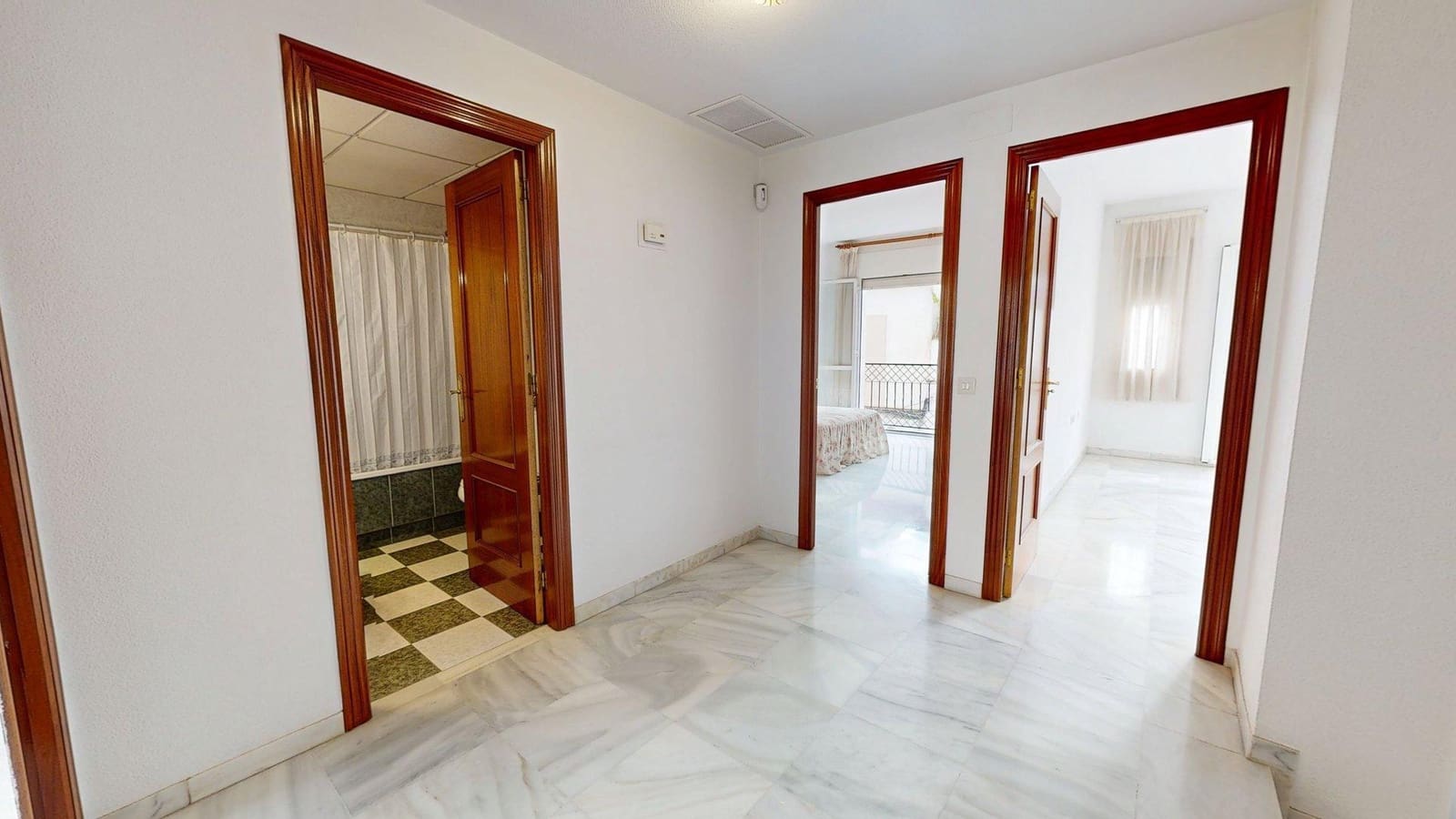 5 camera da letto Villetta a Schiera in vendita in Cordova citta con garage - 360.000 € (Rif: 9359971)