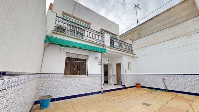 5 slaapkamer Rijtjeshuis te koop in Córdoba stad met garage - € 360.000 (Ref: 9359971)