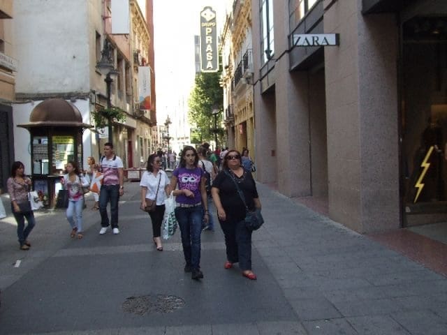 Kaupallinen vuokrattavana paikassa Centro, Córdoba kaupunki - 2 500 € (Ref: 9359975)