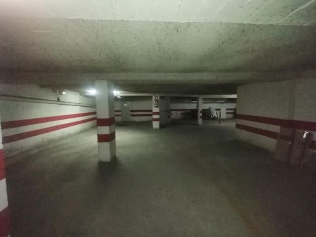 Garage til salg i Ribera, Córdoba by - € 22.000 (Ref: 9359979)