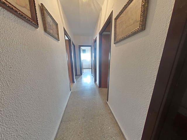 6 camera da letto Appartamento in vendita in Cañero, Cordova città - 190.000 € (Rif: 9359986)