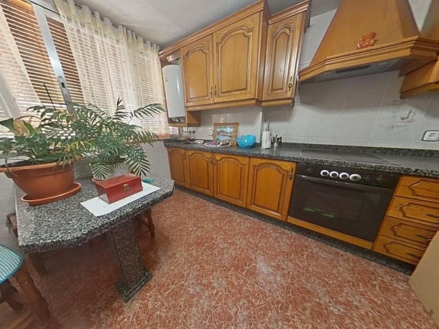 6 camera da letto Appartamento in vendita in Cañero, Cordova città - 190.000 € (Rif: 9359986)