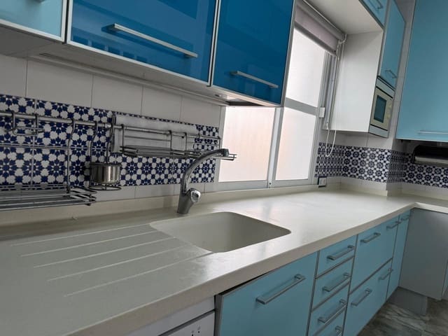 3 quarto Penthouse para venda em Fuengirola com garagem - 790 000 € (Ref: 9359995)