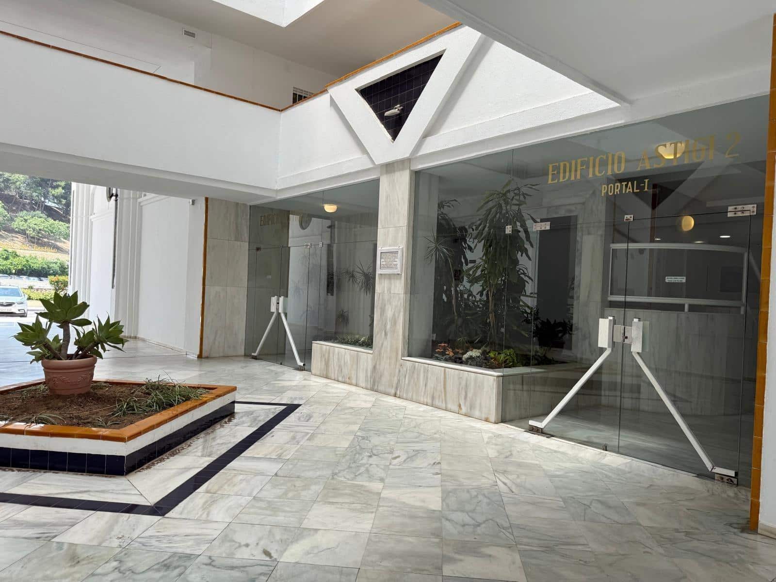 3 quarto Penthouse para venda em Fuengirola com garagem - 790 000 € (Ref: 9359995)