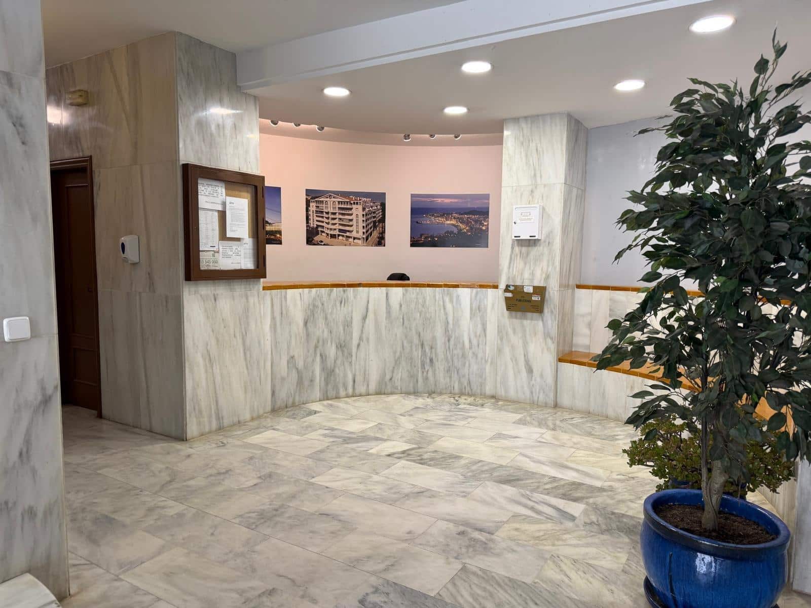 3 quarto Penthouse para venda em Fuengirola com garagem - 790 000 € (Ref: 9359995)