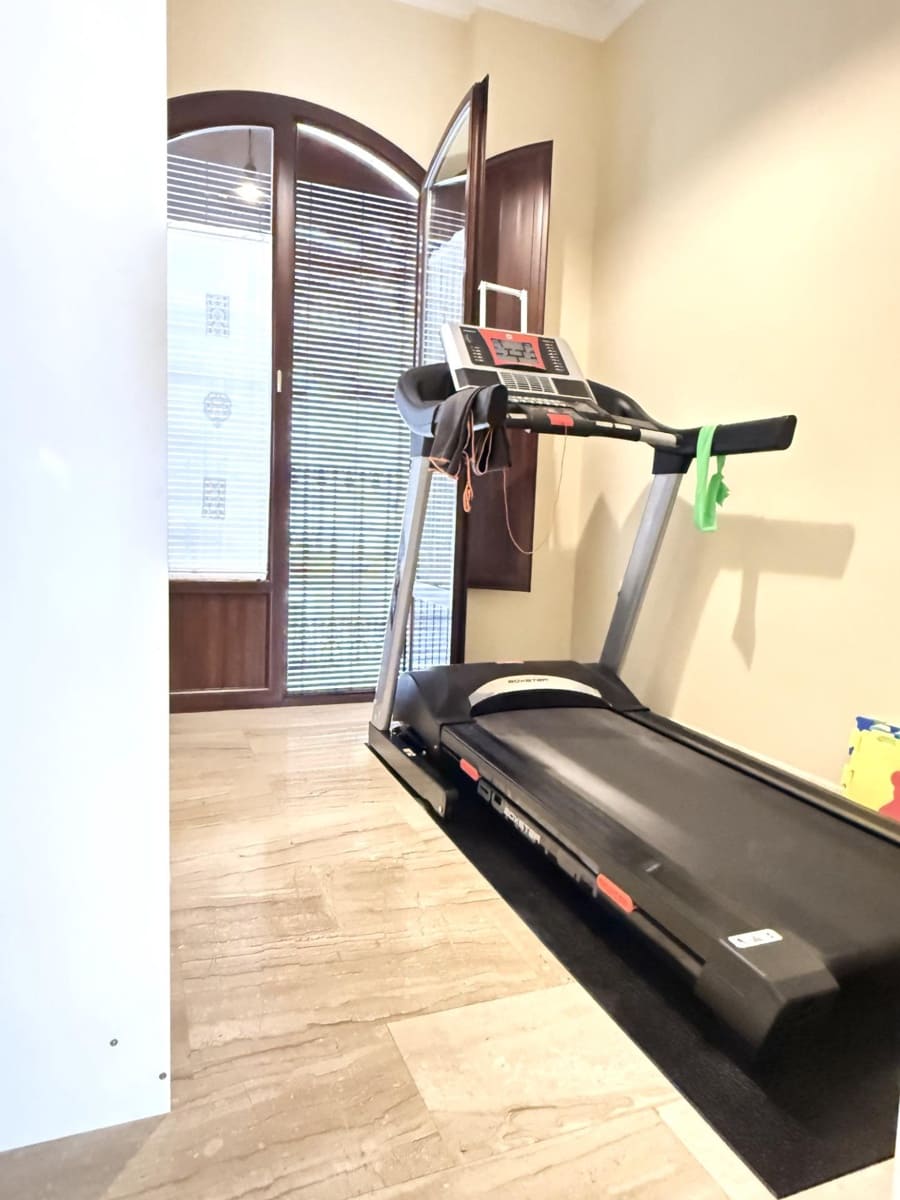 6 makuuhuone Omakotitalo myytävänä paikassa Posadas mukana 
autotalli - 348 000 € (Ref: 9360001)