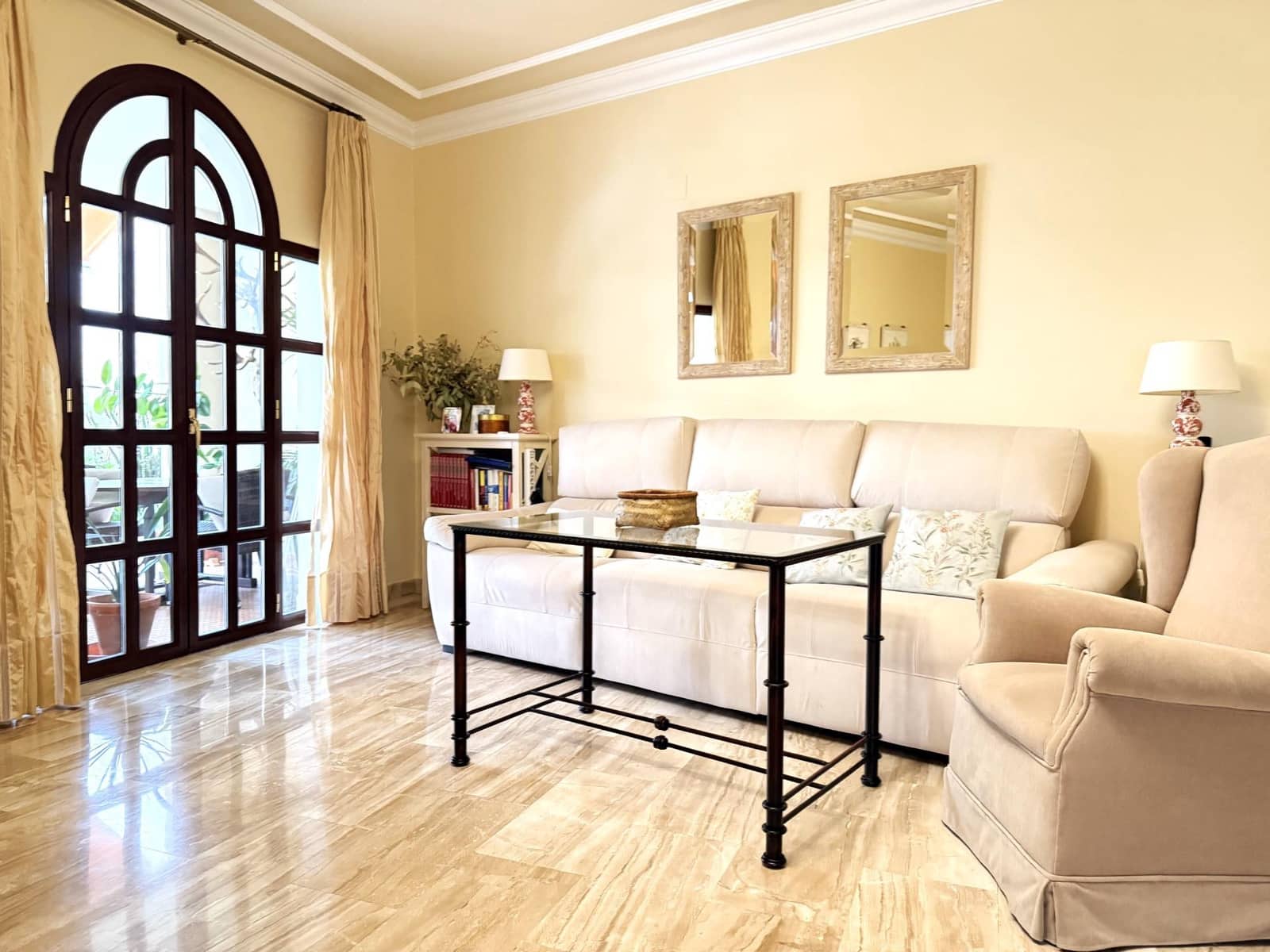 6 makuuhuone Omakotitalo myytävänä paikassa Posadas mukana 
autotalli - 348 000 € (Ref: 9360001)