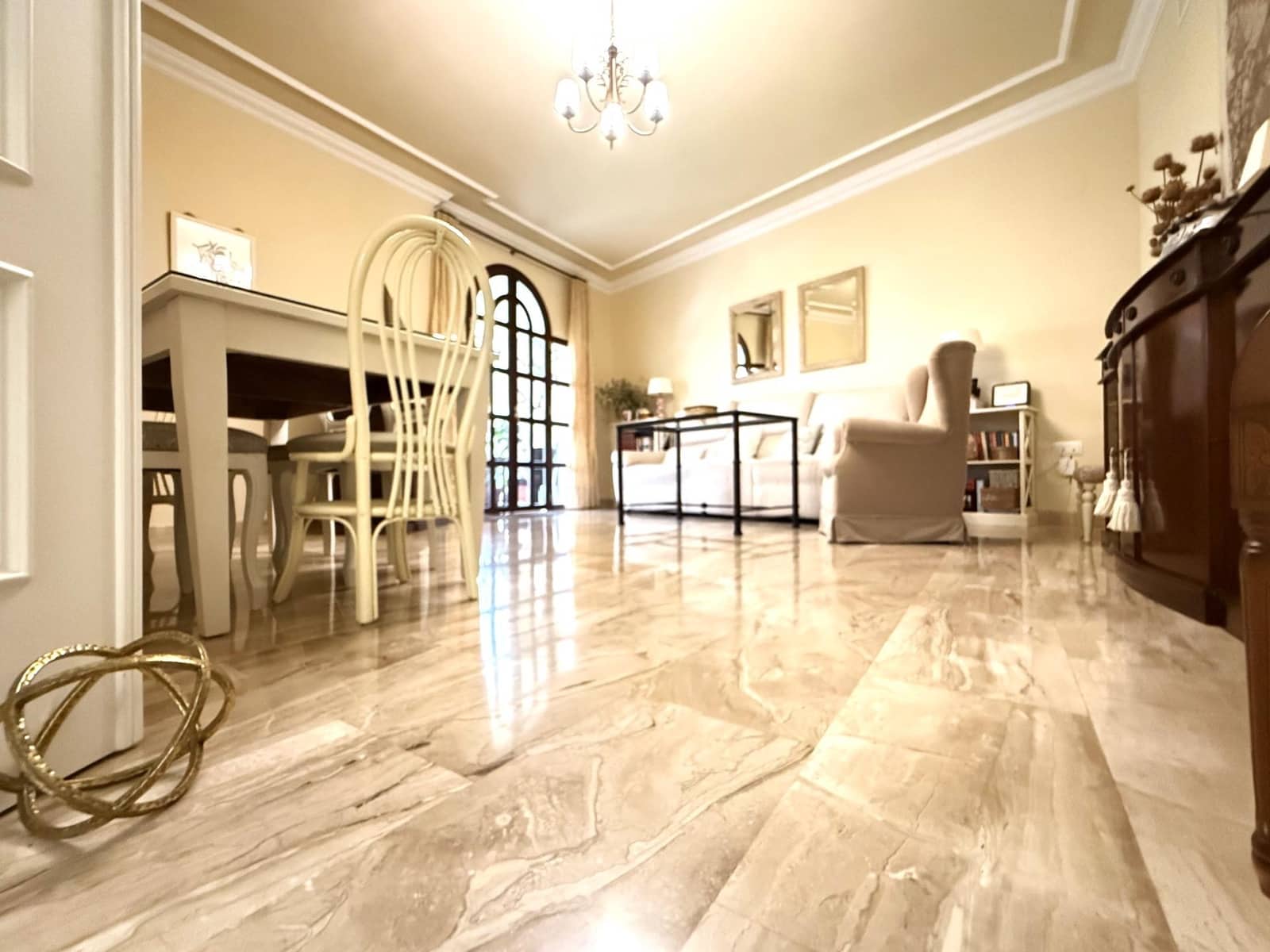 6 makuuhuone Omakotitalo myytävänä paikassa Posadas mukana 
autotalli - 348 000 € (Ref: 9360001)