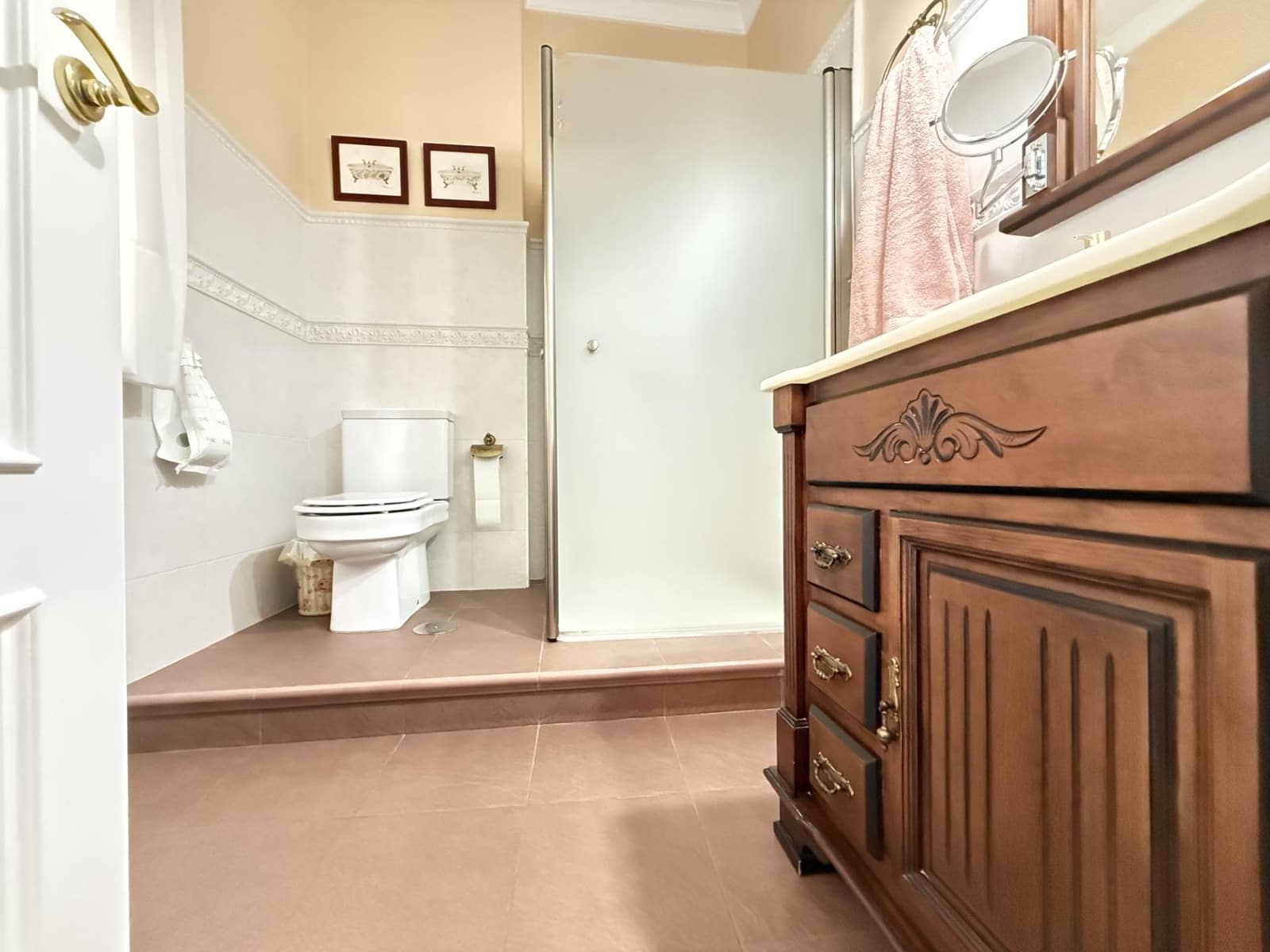 6 makuuhuone Omakotitalo myytävänä paikassa Posadas mukana 
autotalli - 348 000 € (Ref: 9360001)