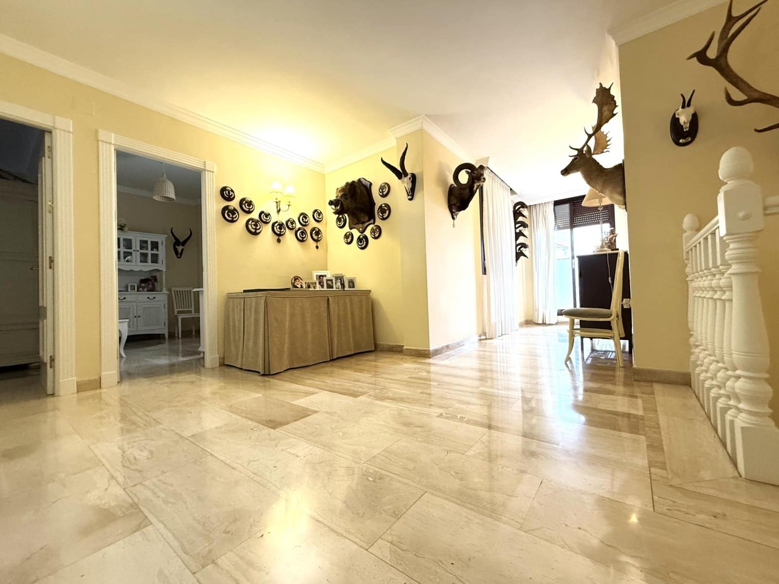 6 makuuhuone Omakotitalo myytävänä paikassa Posadas mukana 
autotalli - 348 000 € (Ref: 9360001)