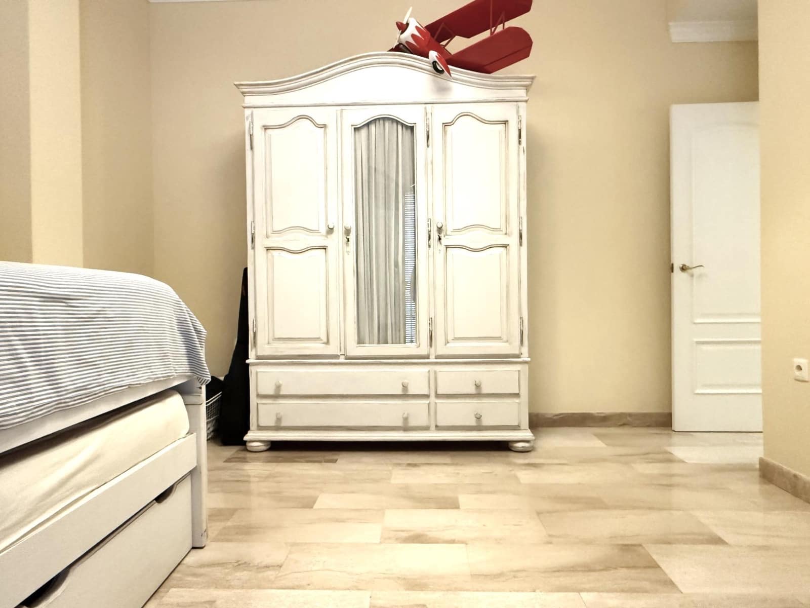 6 makuuhuone Omakotitalo myytävänä paikassa Posadas mukana 
autotalli - 348 000 € (Ref: 9360001)