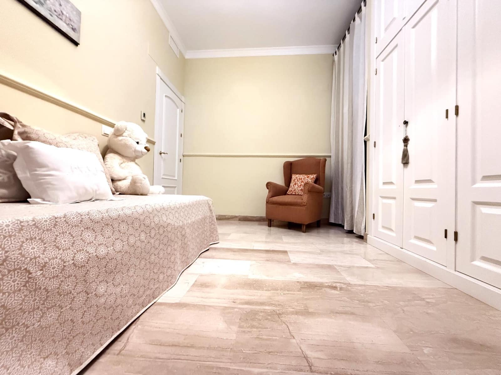 6 makuuhuone Omakotitalo myytävänä paikassa Posadas mukana 
autotalli - 348 000 € (Ref: 9360001)