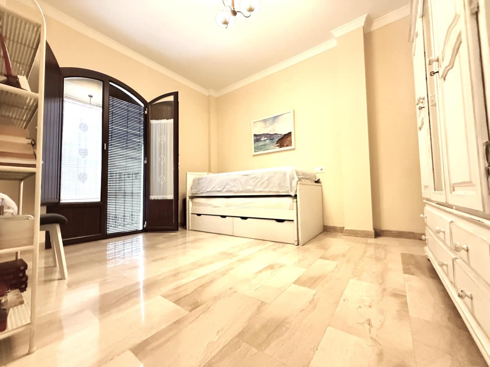 6 makuuhuone Omakotitalo myytävänä paikassa Posadas mukana 
autotalli - 348 000 € (Ref: 9360001)