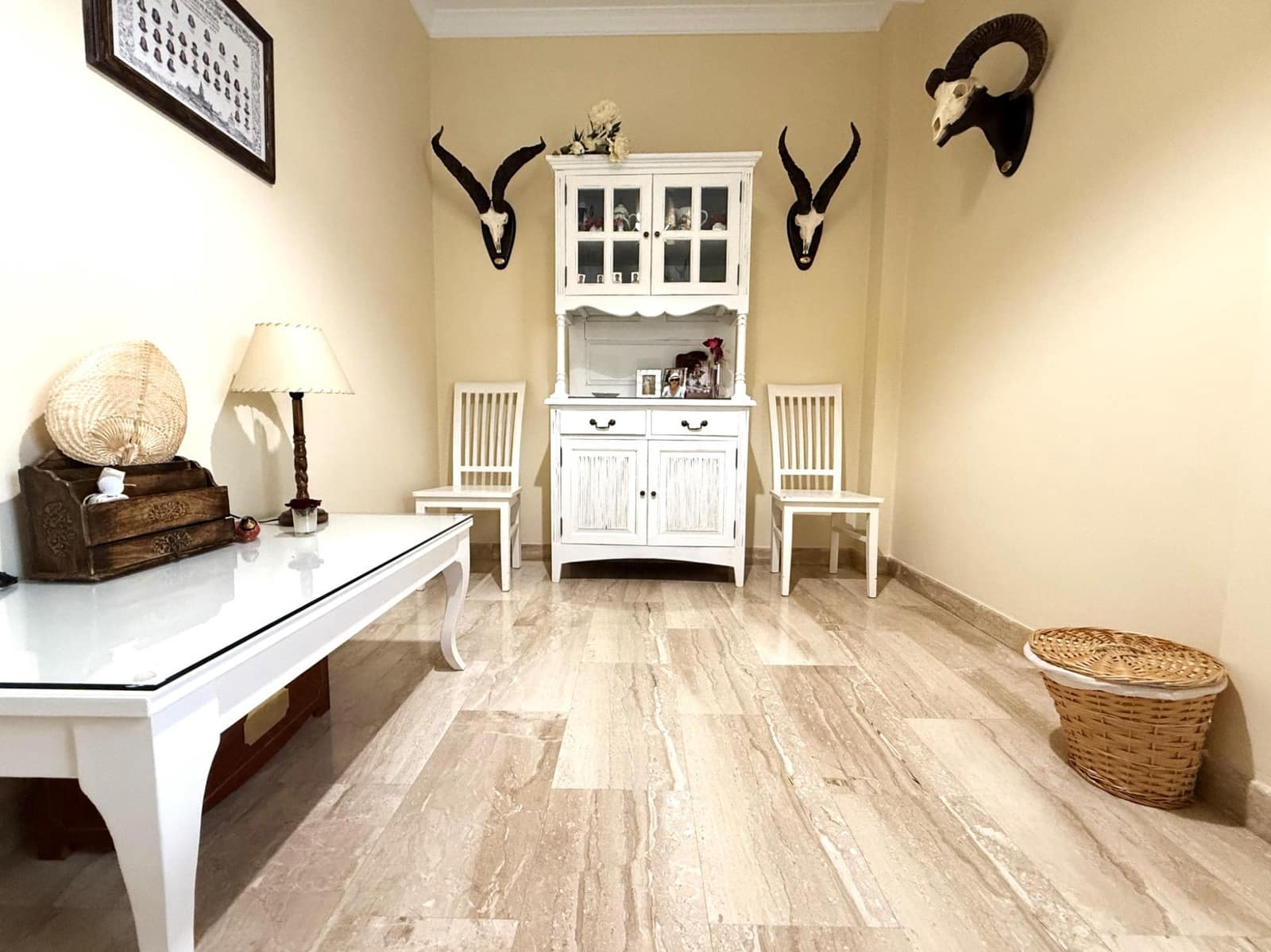 6 makuuhuone Omakotitalo myytävänä paikassa Posadas mukana 
autotalli - 348 000 € (Ref: 9360001)