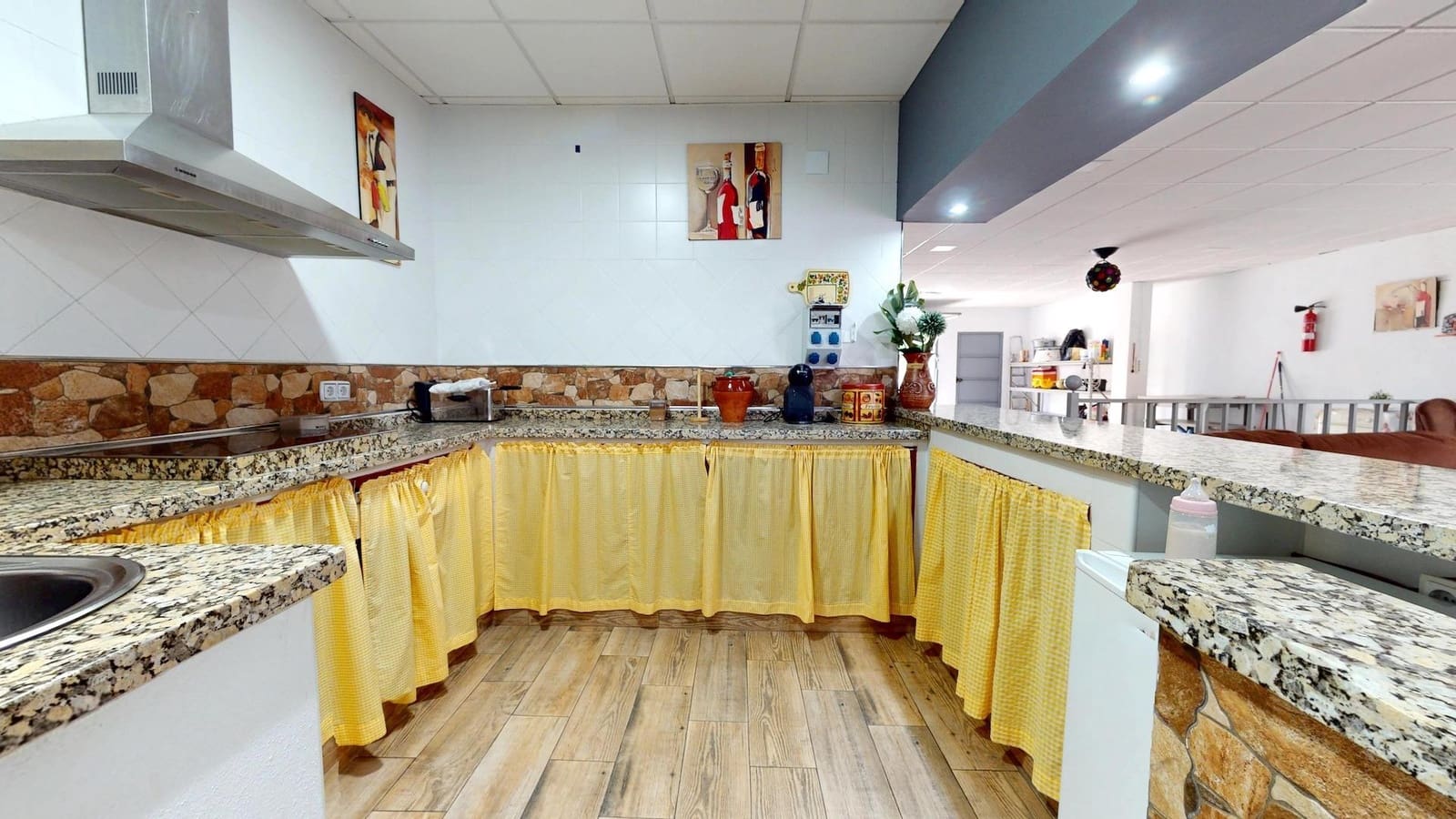 4 camera da letto Casa in vendita in Cordova citta con garage - 215.000 € (Rif: 9360003)