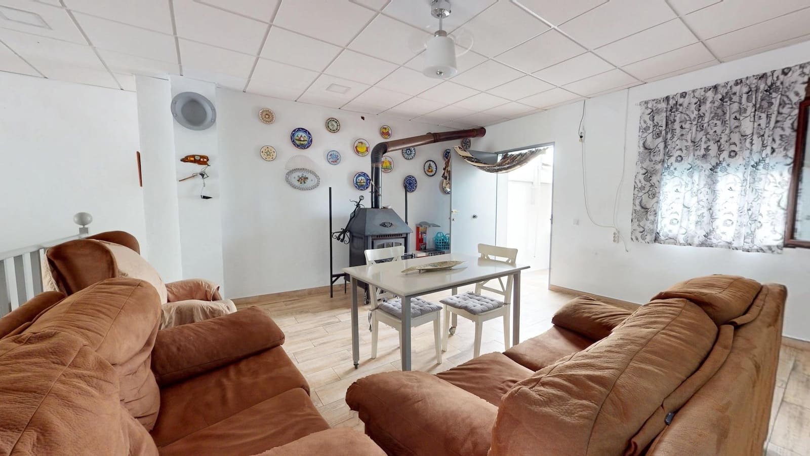 4 camera da letto Casa in vendita in Cordova citta con garage - 215.000 € (Rif: 9360003)