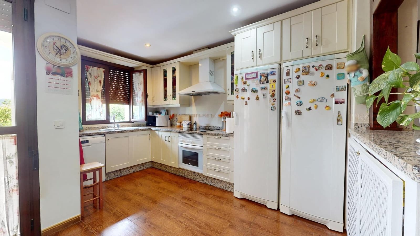 4 camera da letto Casa in vendita in Cordova citta con garage - 215.000 € (Rif: 9360003)