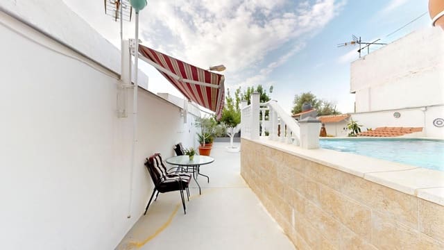 4 camera da letto Casa in vendita in Villarrubia, Cordova città con garage - 215.000 € (Rif: 9360003)