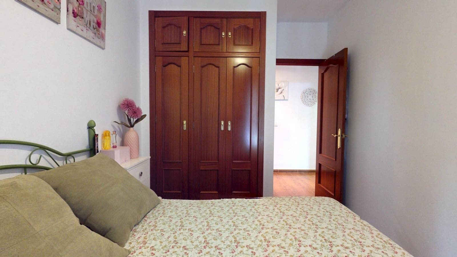 4 camera da letto Casa in vendita in Cordova citta con garage - 215.000 € (Rif: 9360003)