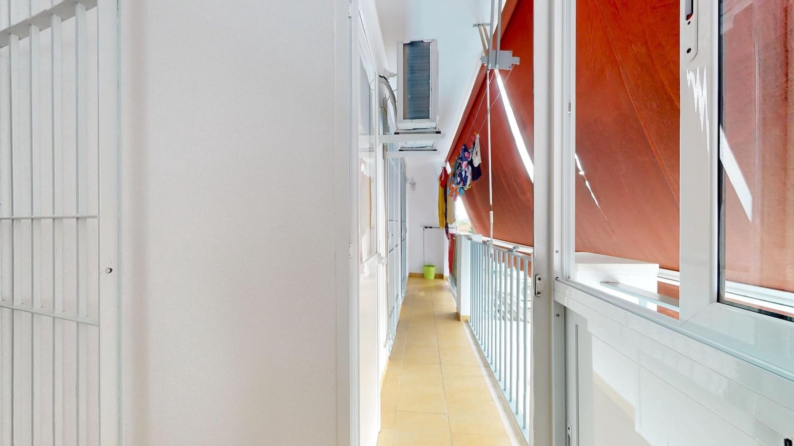 4 camera da letto Casa in vendita in Cordova citta con garage - 215.000 € (Rif: 9360003)