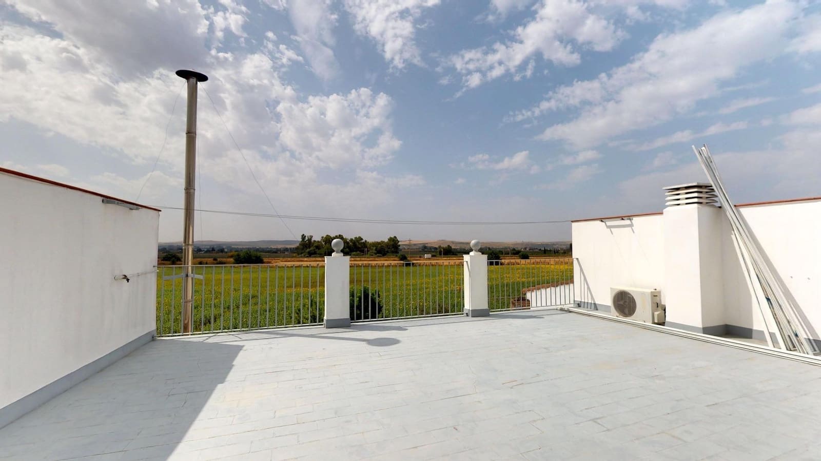 4 camera da letto Casa in vendita in Cordova citta con garage - 215.000 € (Rif: 9360003)