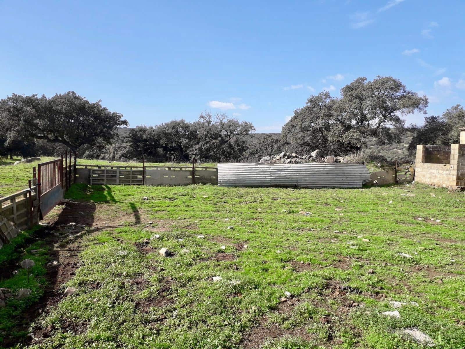 Grunde uden byggetilladelser til salg i Fuente Obejuna - € 190.000 (Ref: 9360011)