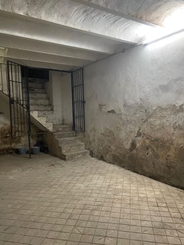 Commerciale in vendita in Centro, Cordova città - 95.000 € (Rif: 9360016)