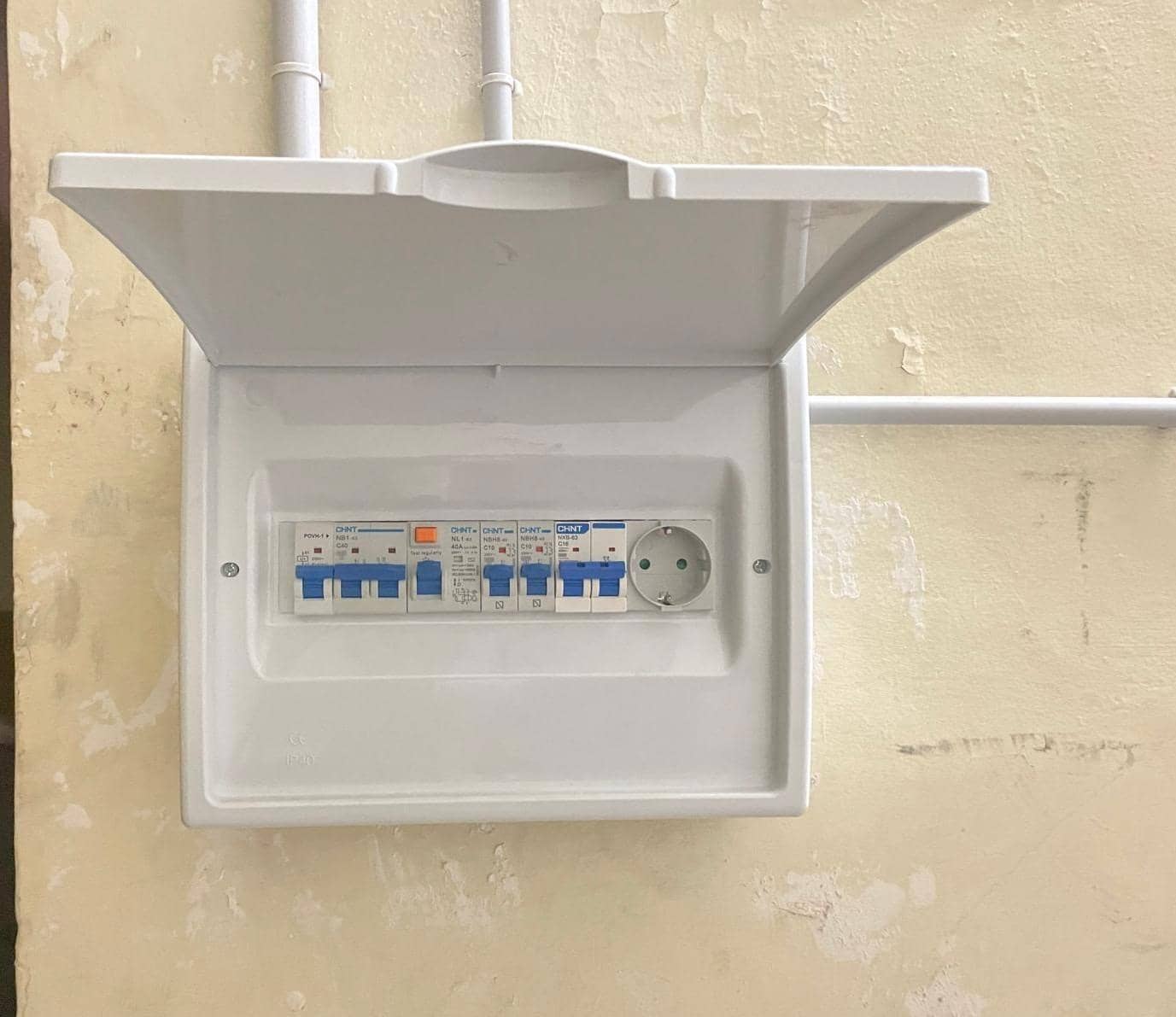 Commerciale in vendita in Cordova citta - 95.000 € (Rif: 9360016)