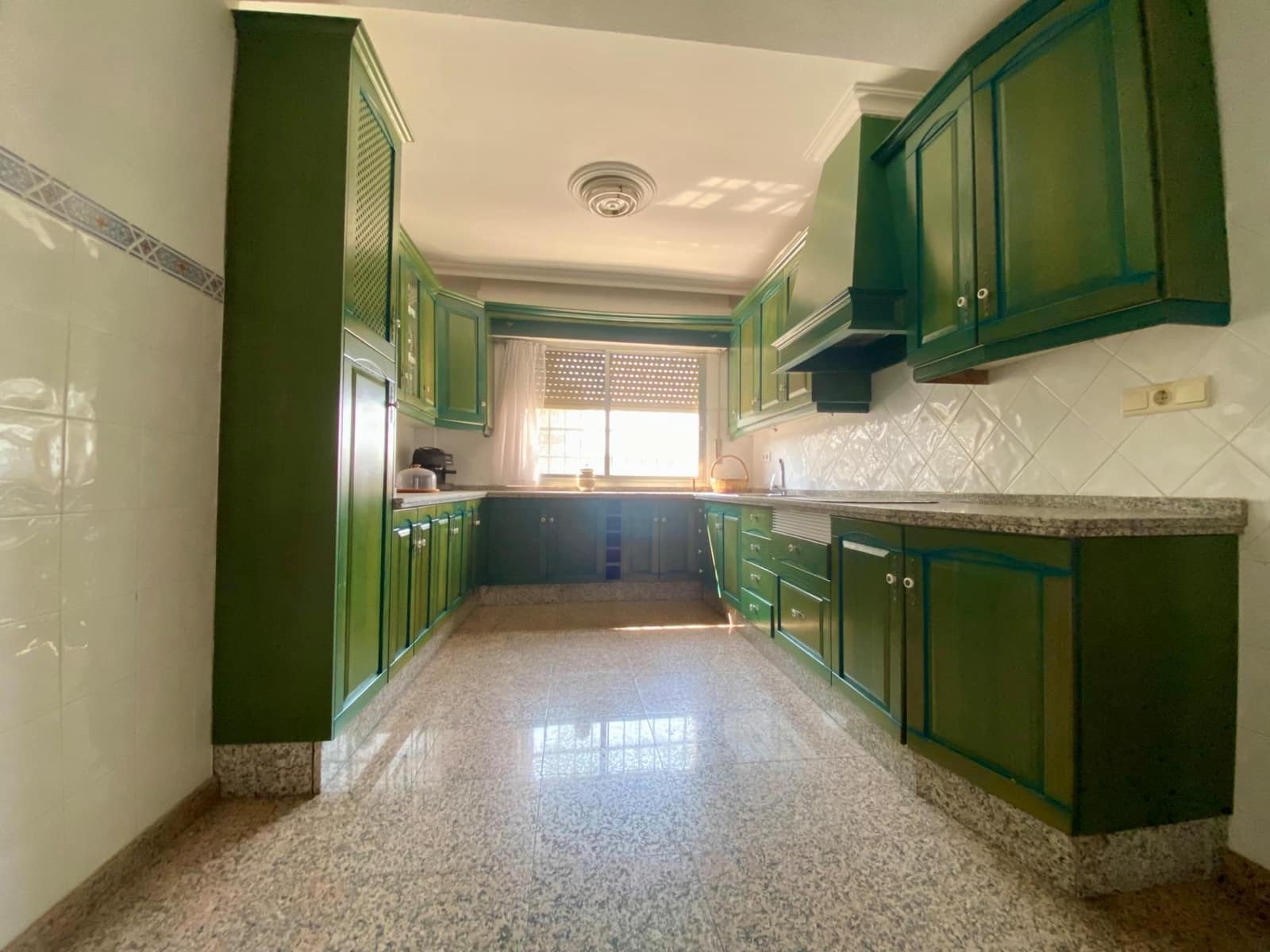 3 Zimmer Wohnung zu verkaufen in Cordoba Stadt - 123.500 € (Ref: 9360017)