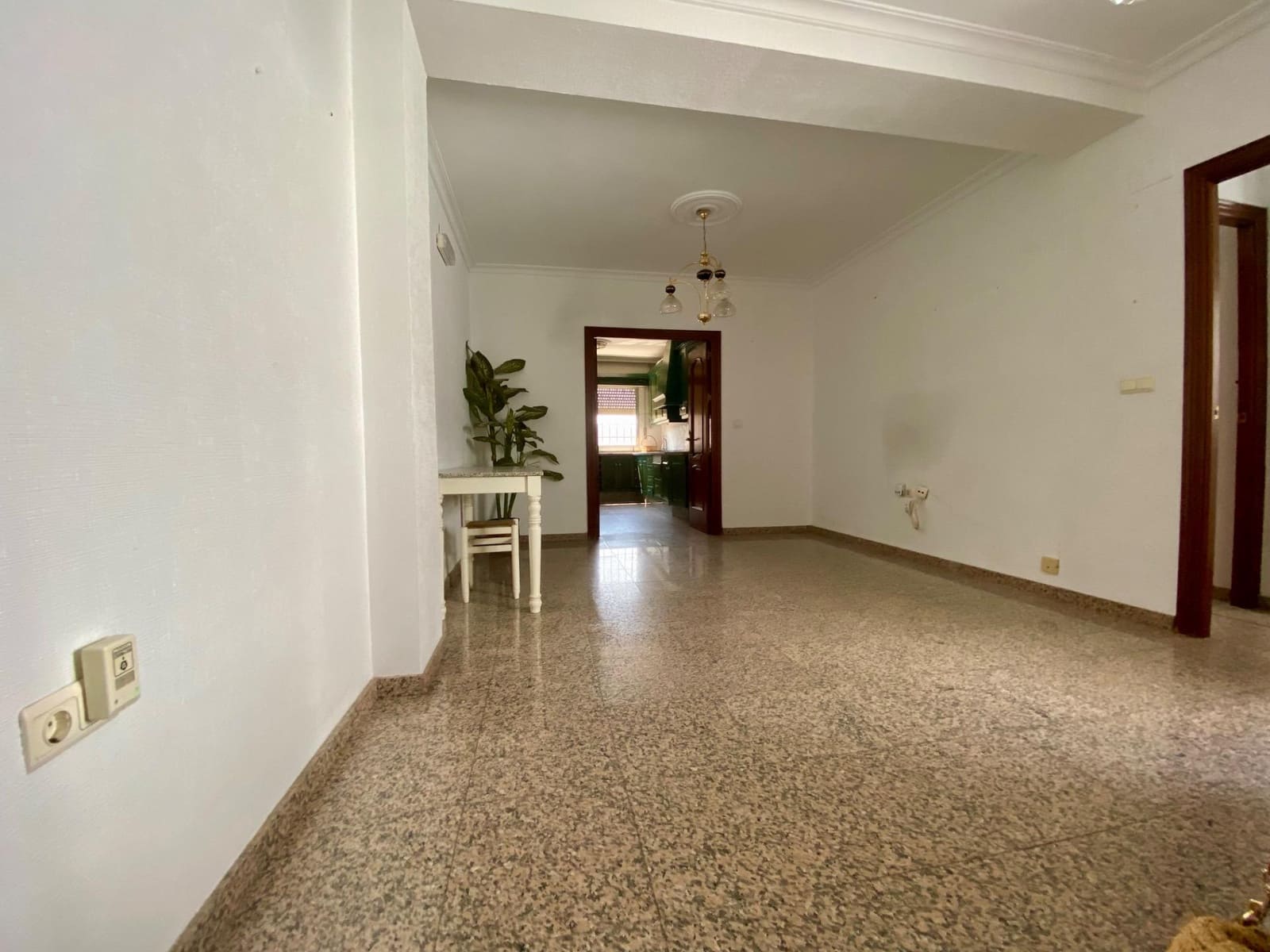 3 Zimmer Wohnung zu verkaufen in Cordoba Stadt - 123.500 € (Ref: 9360017)