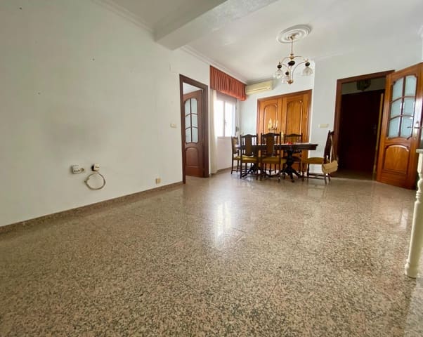 3 bedroom Flat for sale in Alcolea, Córdoba city - € 123,500 (Ref: 9360017)