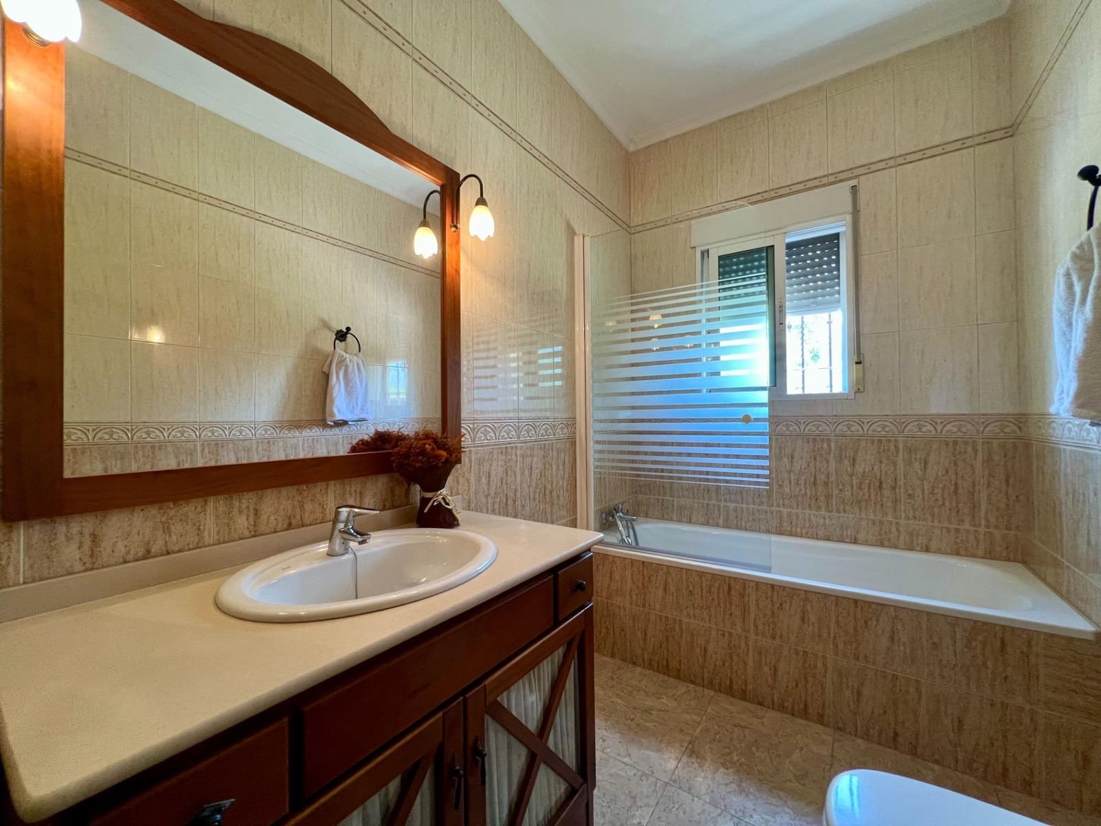 4 slaapkamer Finca/Landhuis te koop in Cordoba stad met zwembad - € 229.000 (Ref: 9360019)