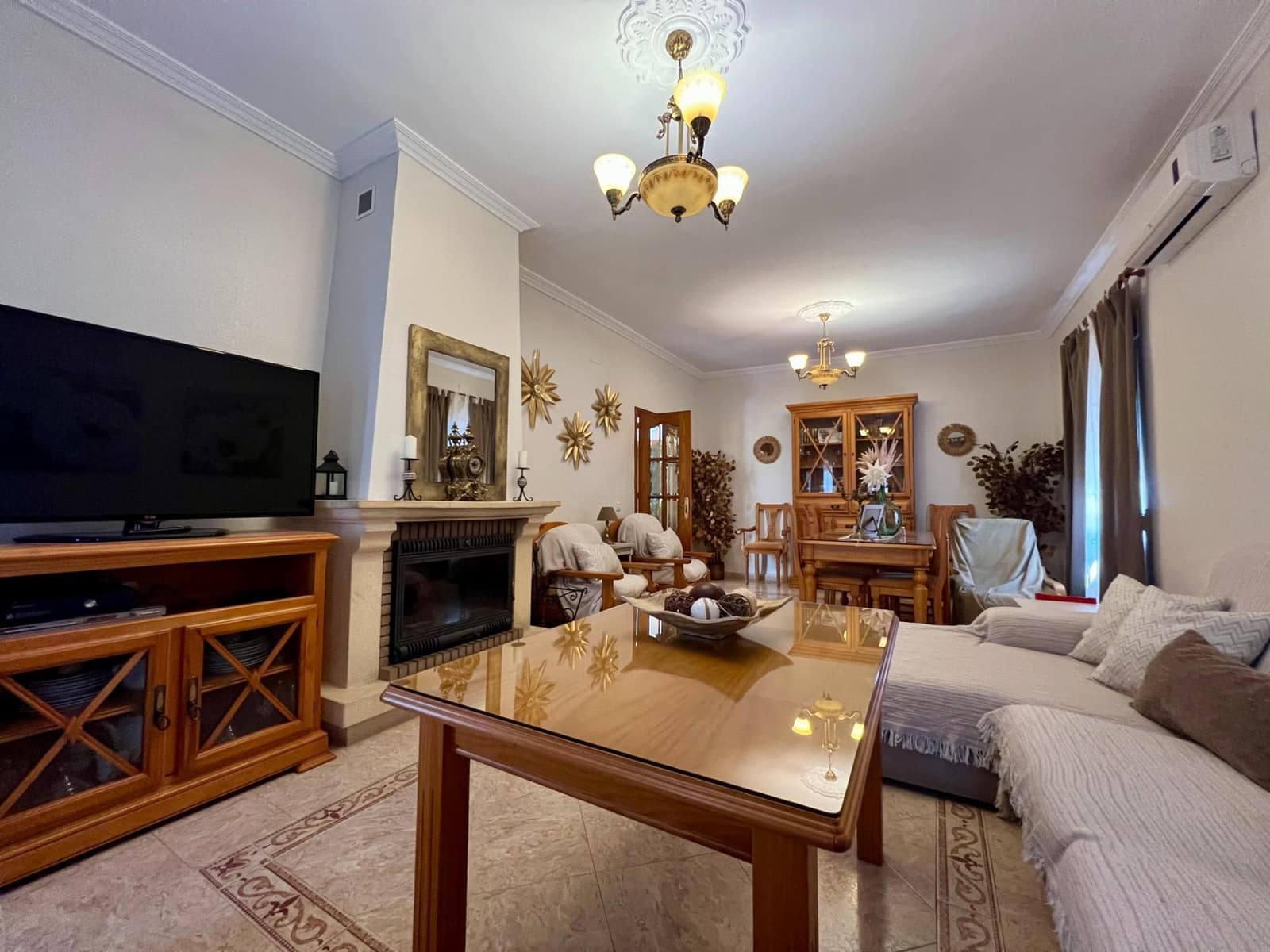 4 slaapkamer Finca/Landhuis te koop in Cordoba stad met zwembad - € 229.000 (Ref: 9360019)