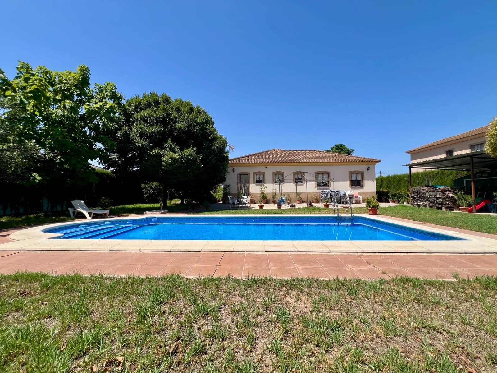 4 slaapkamer Finca/Landhuis te koop in Cordoba stad met zwembad - € 229.000 (Ref: 9360019)