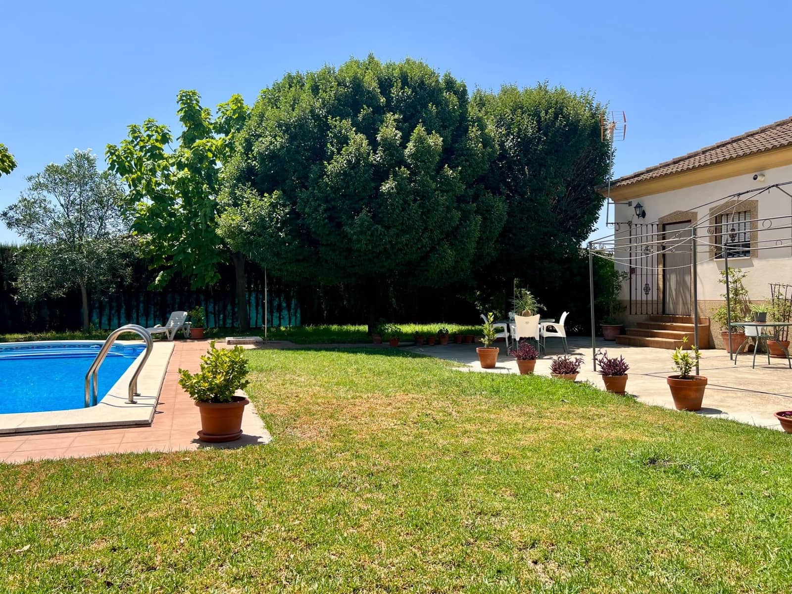 4 slaapkamer Finca/Landhuis te koop in Cordoba stad met zwembad - € 229.000 (Ref: 9360019)