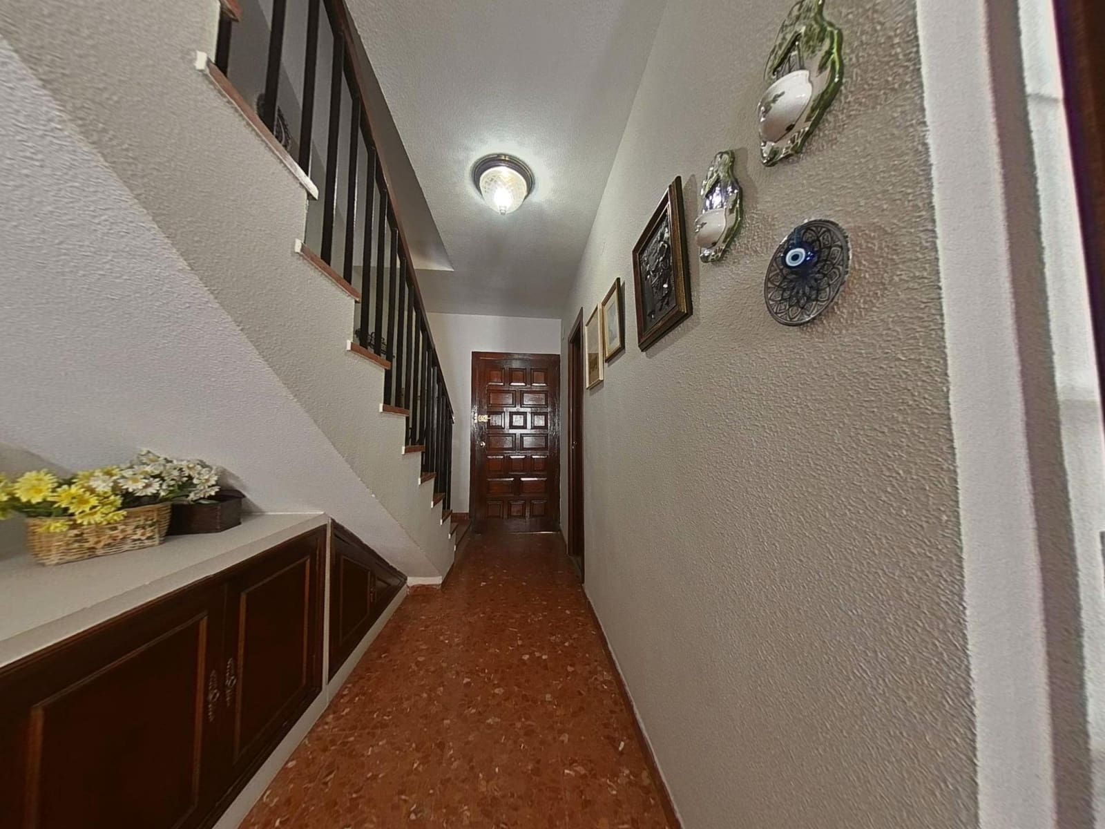 4 slaapkamer Rijtjeshuis te koop in Cordoba stad met garage - € 248.000 (Ref: 9360022)