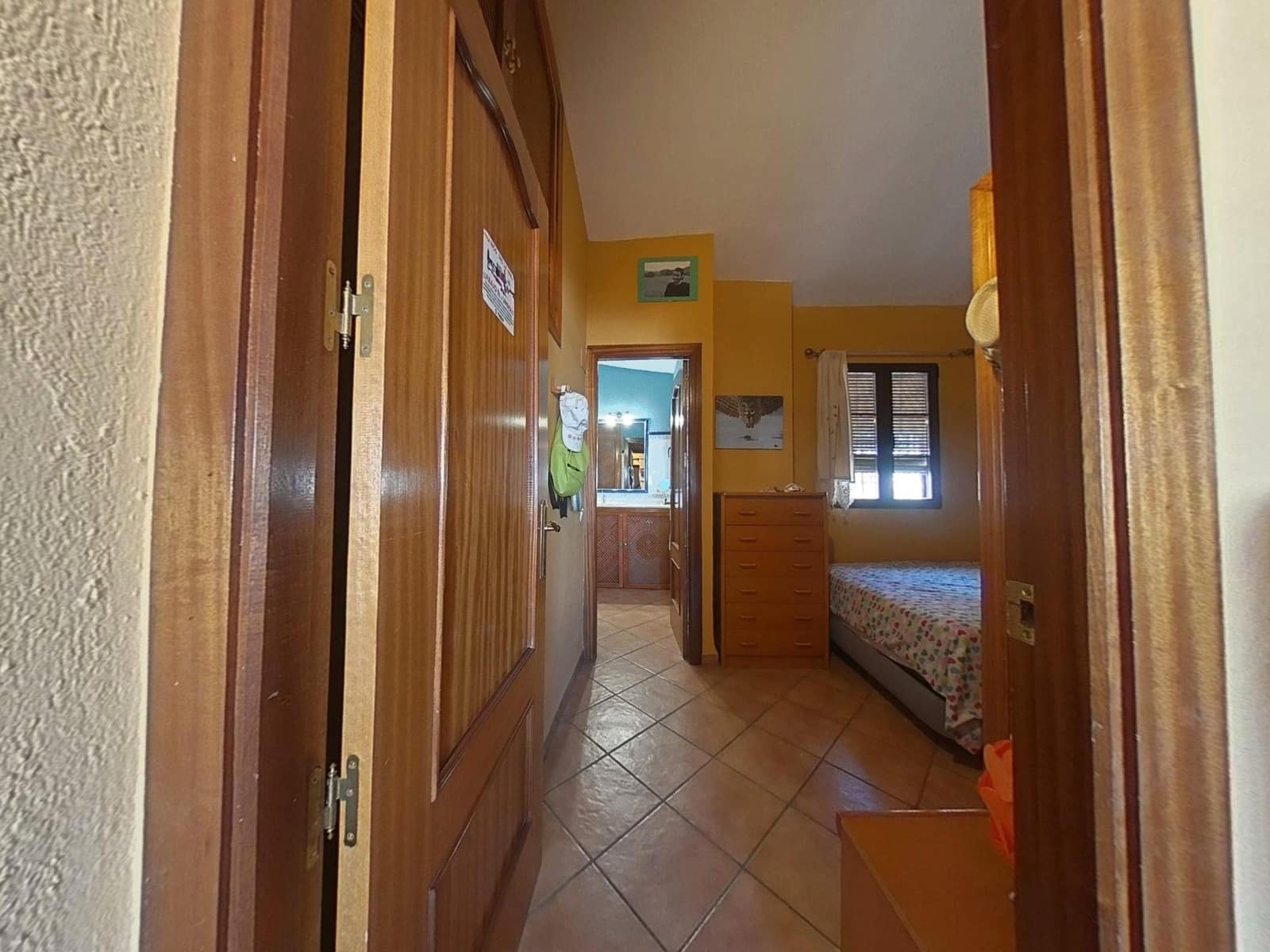 4 slaapkamer Rijtjeshuis te koop in Cordoba stad met garage - € 248.000 (Ref: 9360022)