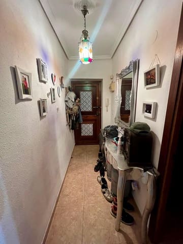 2 bedroom Flat for sale in Levante, Córdoba city - € 148,000 (Ref: 9360023)