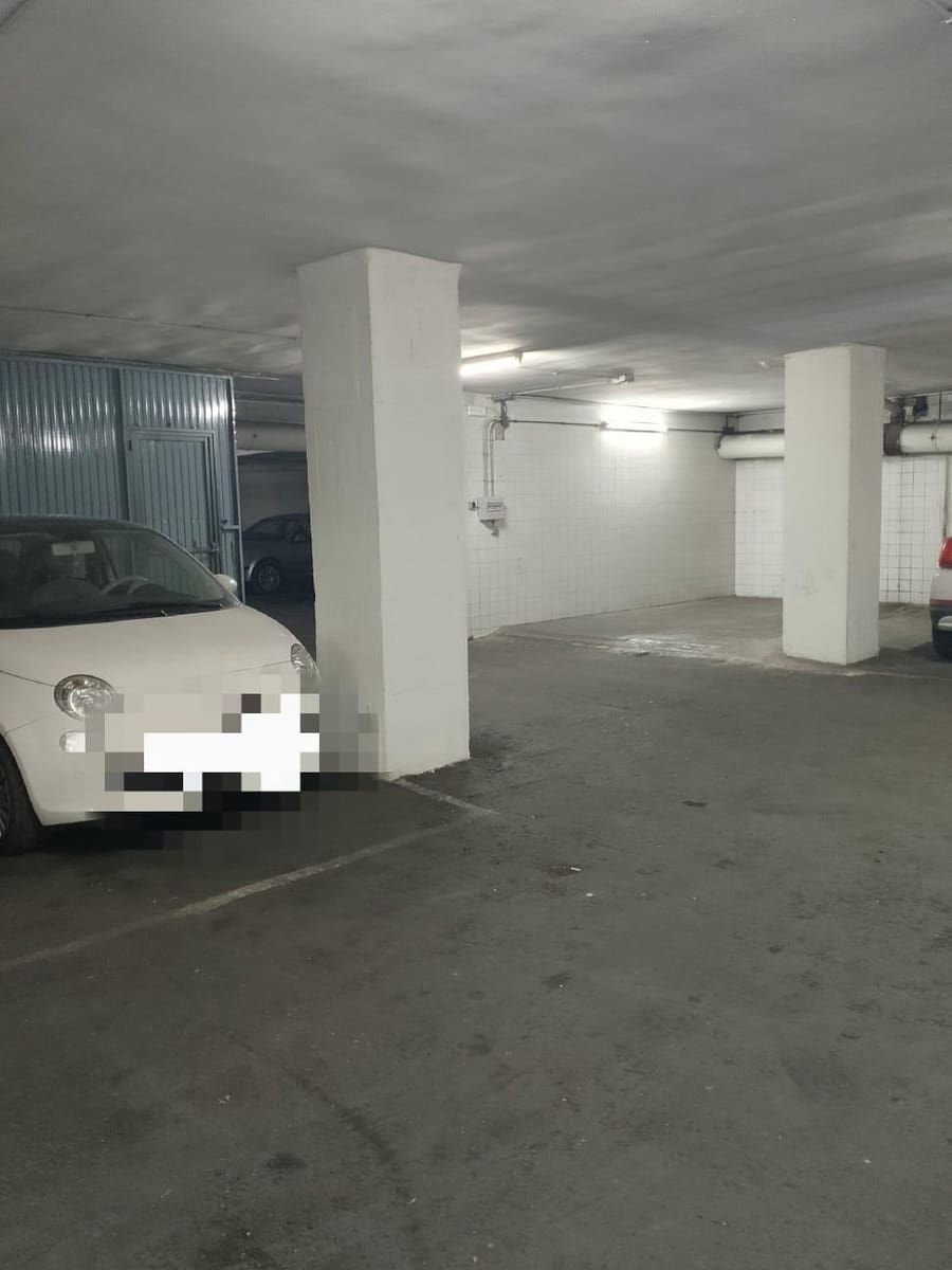 Garaje en Córdoba ciudad en venta - 42.500 € (Ref: 9360024)