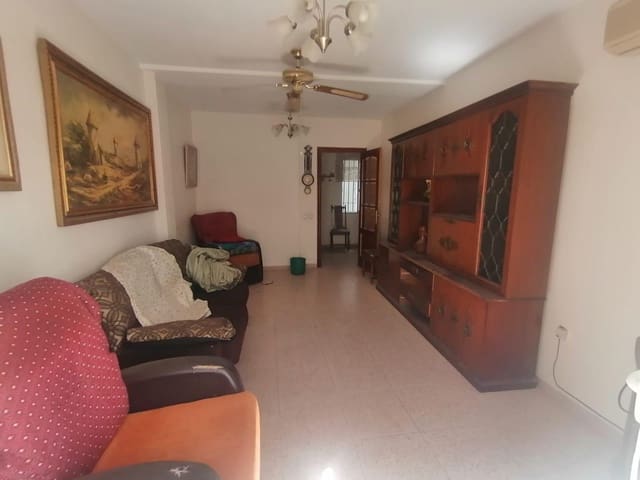 3 quarto Apartamento para venda em Huerta de la Reina, Córdova cidade - 149 900 € (Ref: 9360025)