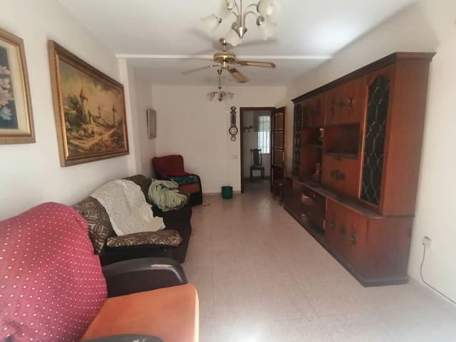 3 quarto Apartamento para venda em Huerta de la Reina, Córdova cidade - 149 900 € (Ref: 9360025)