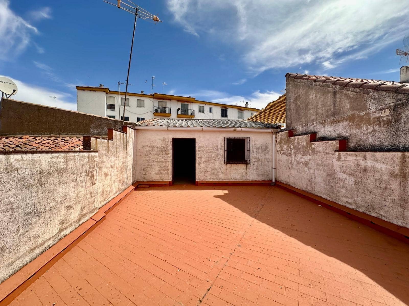 Ático en Fuente Obejuna en venta - 35.000 € (Ref: 9360026)