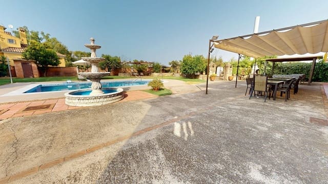 6 sovrum Villa till salu i Córdoba stad med pool garage - 900 000 € (Ref: 9360030)