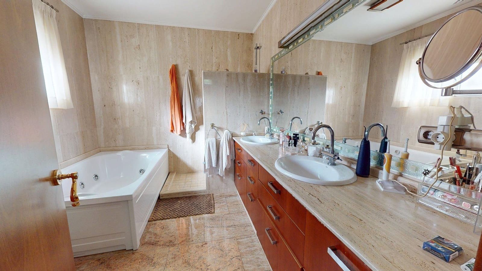 6 sovrum Villa till salu i Cordoba stad med pool garage - 900 000 € (Ref: 9360030)